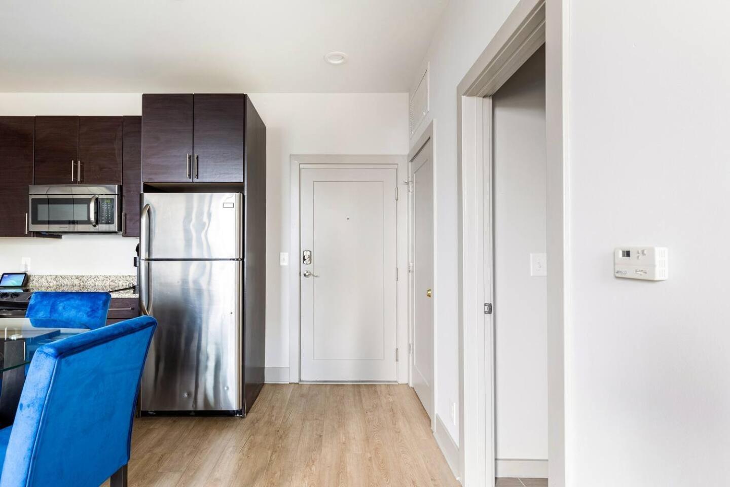 Apartment Luxury Inner Harbor *
